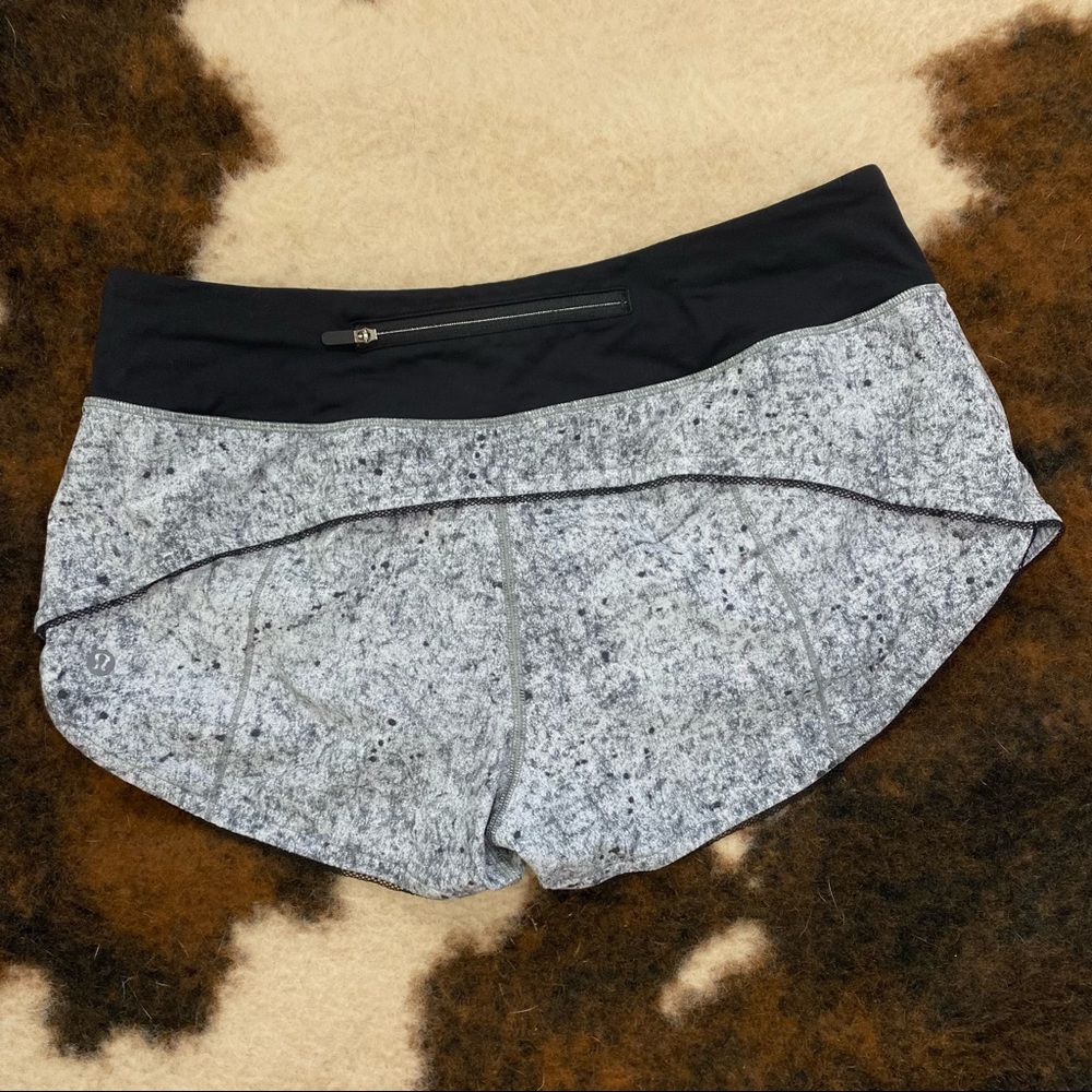Lululemon Speed Up Short Awaken 2.5” Starlight 8